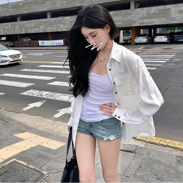 Korean style womens temperament white loose shirt long sleeve folding collar breathable sun protection