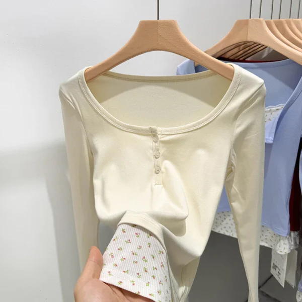 Spring and Autumn women floral fake two long sleeve Tshirt V neck lace fit